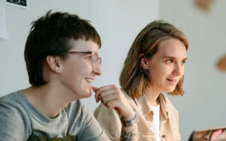 Intuitive header by choose a pre-built